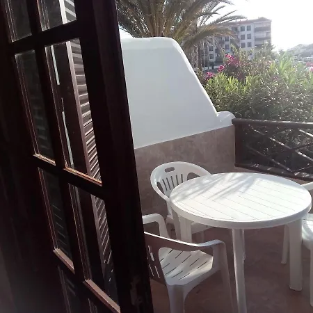 Amarilla Bay 112 شقة